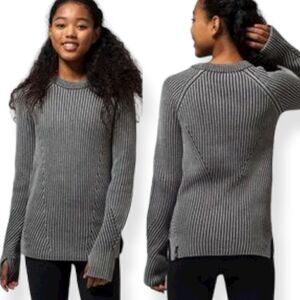 Lululemon Ivivaa Black & White Ribbed Long Sleeve Pullover Youth SZ 14